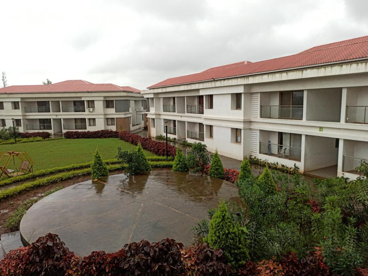 Parishreya Holiday Home Lonavala Exterior photo